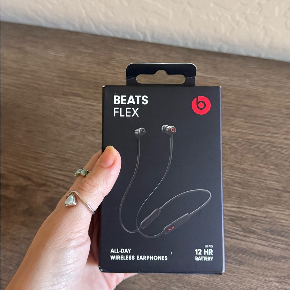Beats By Dre Flex